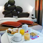 Relais Forus Bed & Breakfast Rome